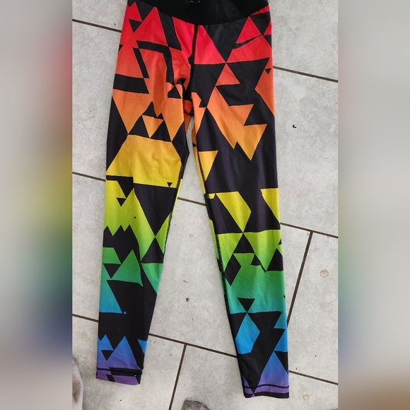 Nike Pro Betrue Women's Training Tights - Picture 3 of 4